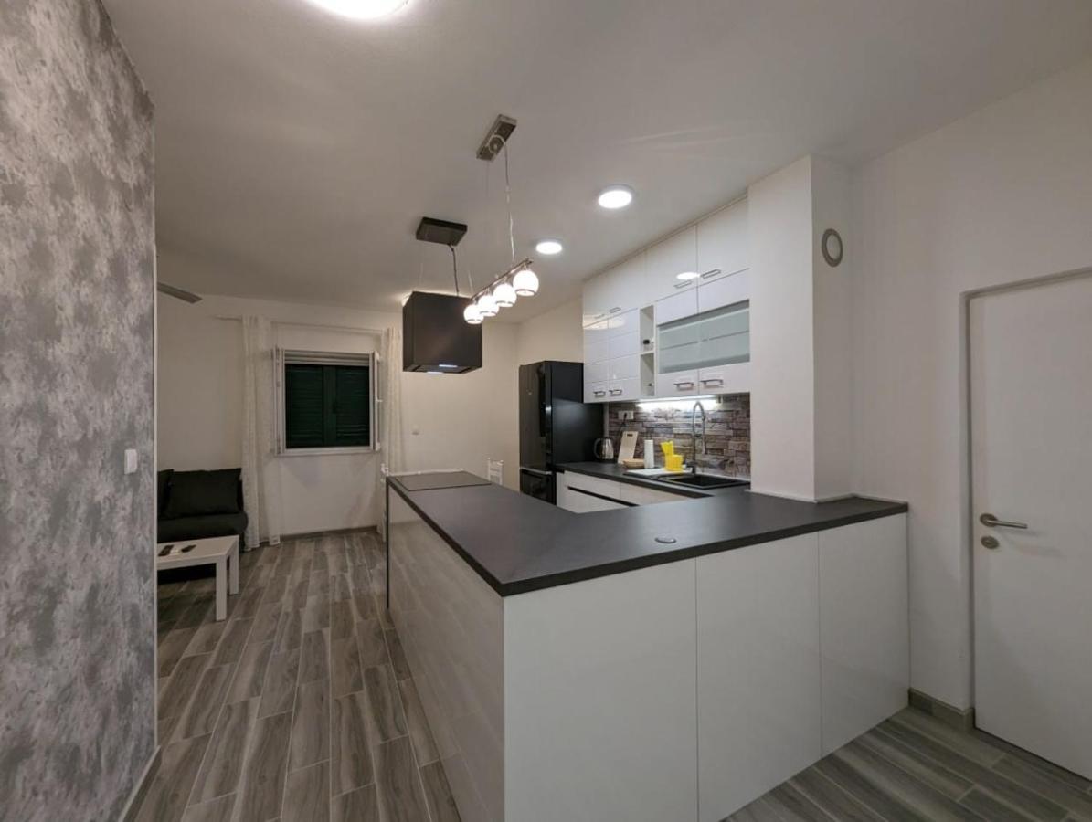 Apartman Bonaca Lägenhet Šibenik Exteriör bild