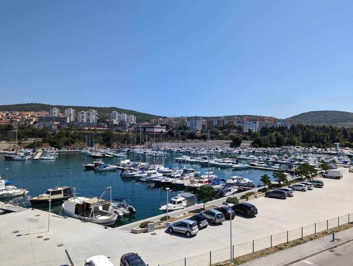 Apartman Bonaca Lägenhet Šibenik Exteriör bild